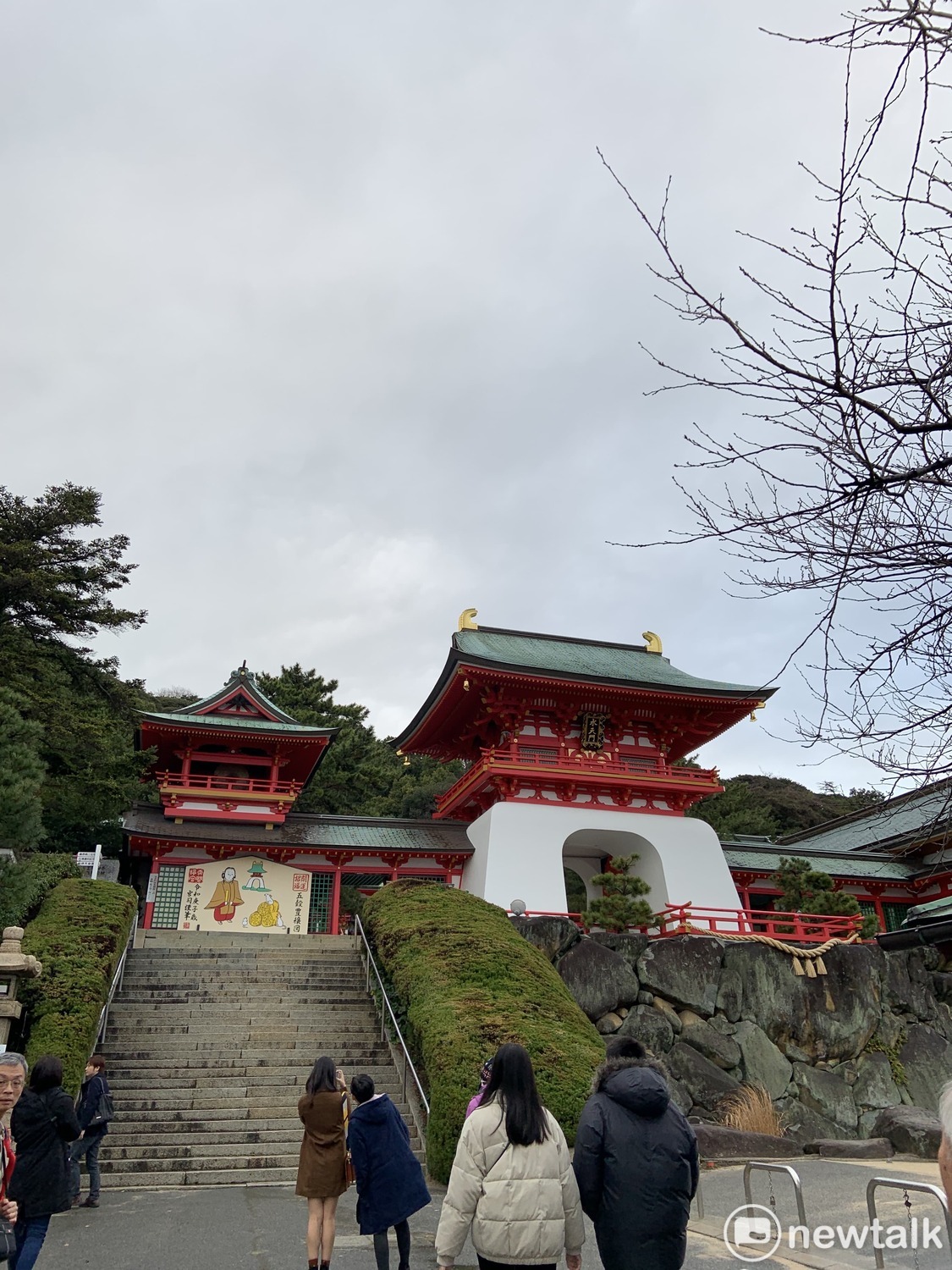 日本宣布自6/10起開放外國團客入境旅遊（圖為日本九州赤間神宮）。   圖：張家寧／攝