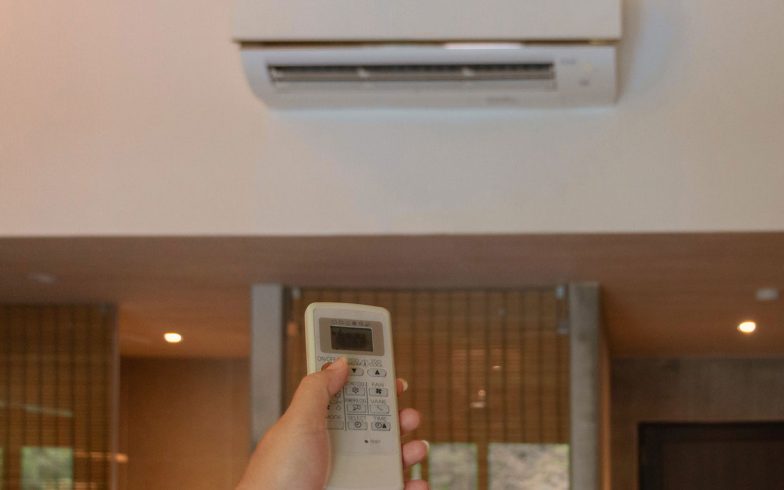 この夏の暑さに対しては、無理しない節電をする人が多い？節電の効果を感じる対策とは？
