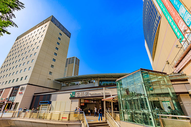 立川駅（写真／PIXTA）